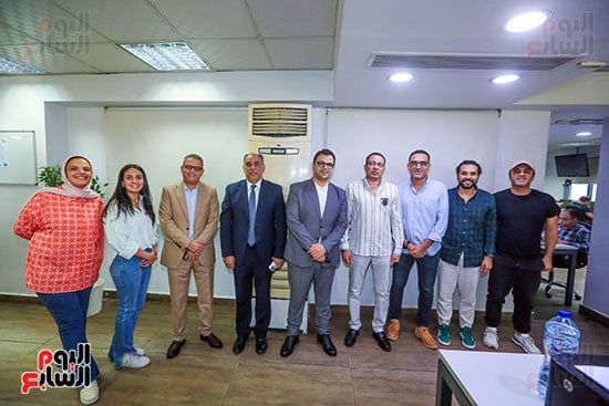 عبد الفتاح عبد المنعم ودندراوى الهوارى وصحفيو اليوم السابع يرحبون بالأستاذ مصطفى عمار