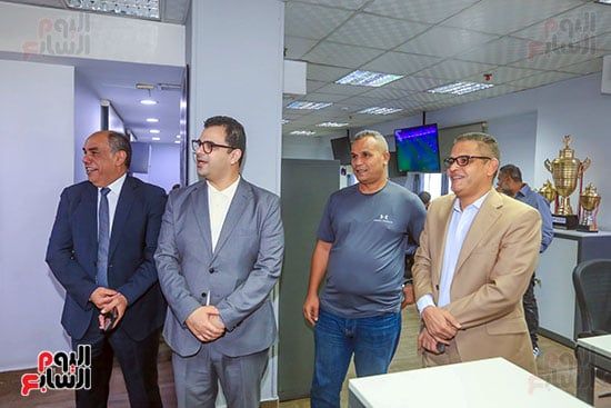 عبد الفتاح عبدالمنعم ودندراوى الهوارى ومصطفى عمار وعاطف العربى خلال الزيارة