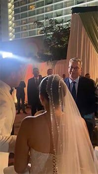 أبنة الشهيد مع وزير البترول