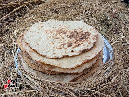 العيش--الفلاحى العيش--الفلاحى