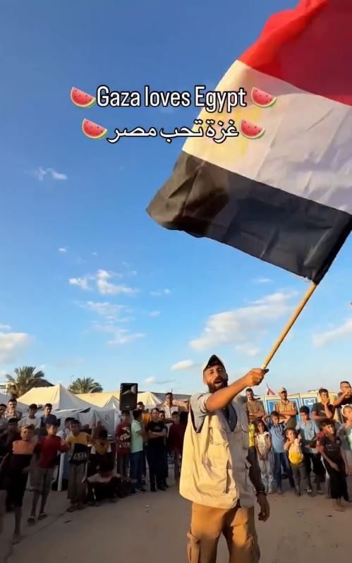 أعلام مصر في احتفالات غزة أعلام مصر في احتفالات غزة