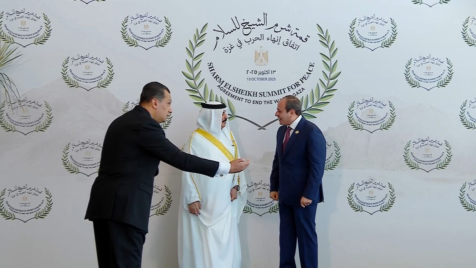 السيسي يستقبل ملك البحرين (6)