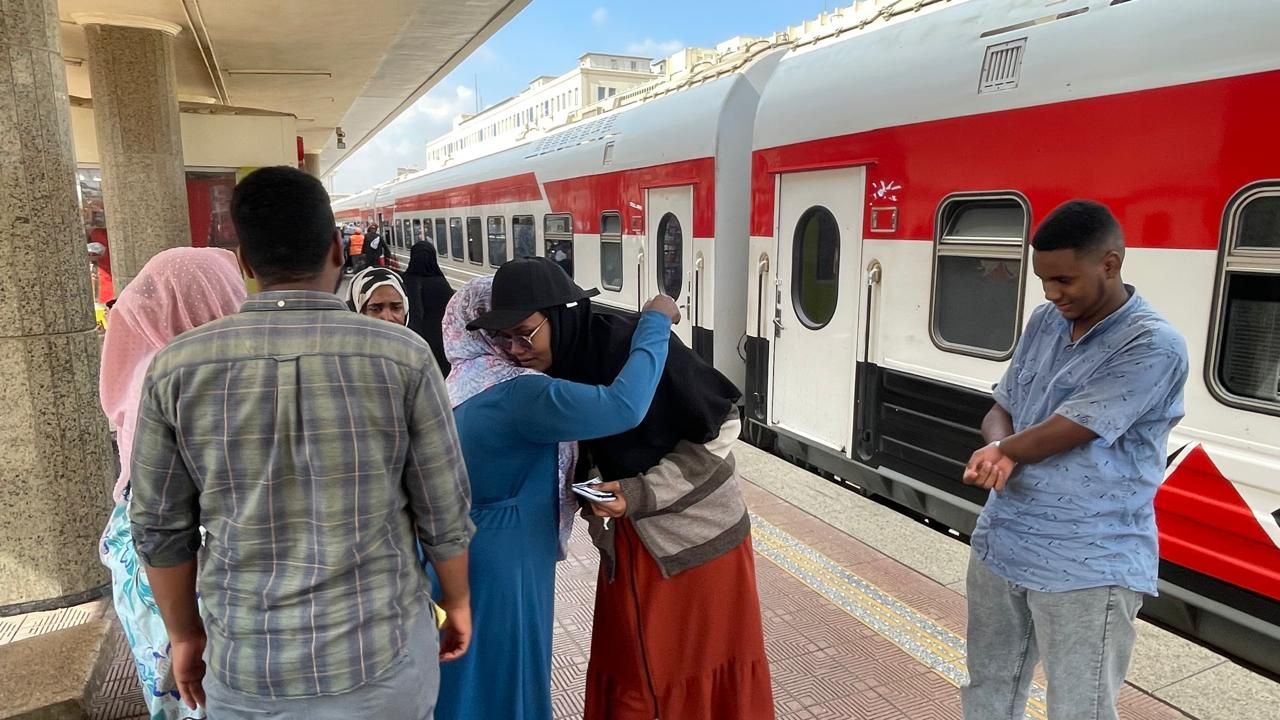 السودانيين خلال العودة السودانيين خلال العودة