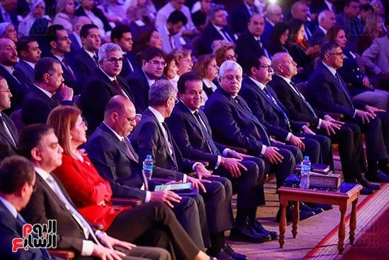 جانب من الحضور (2) جانب من الحضور (2)