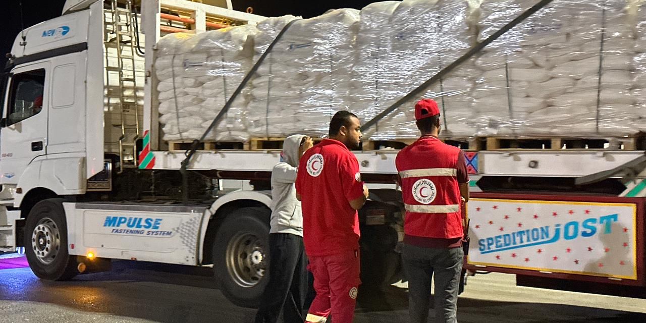 المساعدات الإنسانية إلى غزة المساعدات الإنسانية إلى غزة
