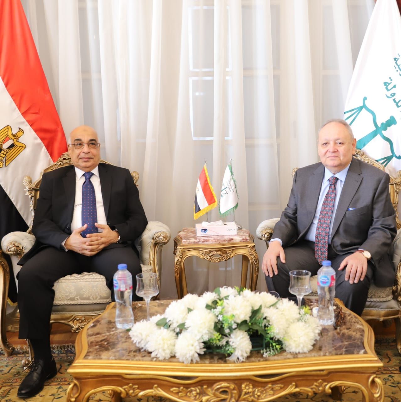 وزير العدل يزور رئيس مجلس الدولة وزير العدل يزور رئيس مجلس الدولة