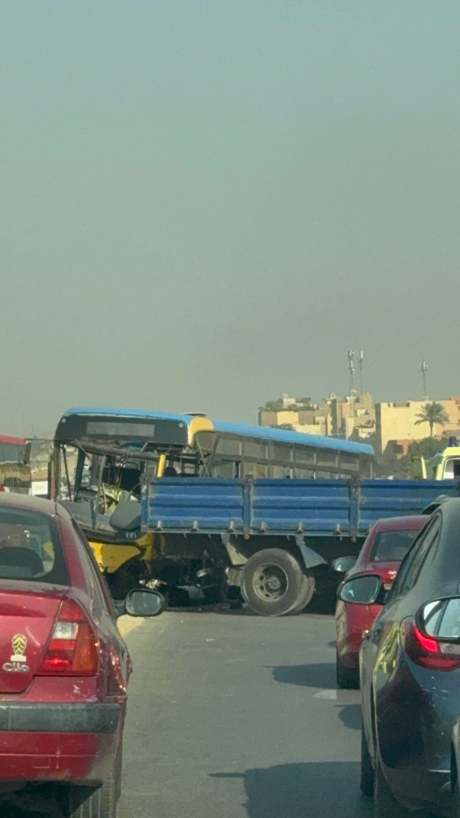 حادث حادث
