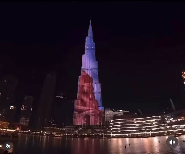 برج خليفة يقدم عروضا ضوئية مبهرة احتفالا بالمتحف المصرى الكبير (3) برج خليفة يقدم عروضا ضوئية مبهرة احتفالا بالمتحف المصرى الكبير (3)