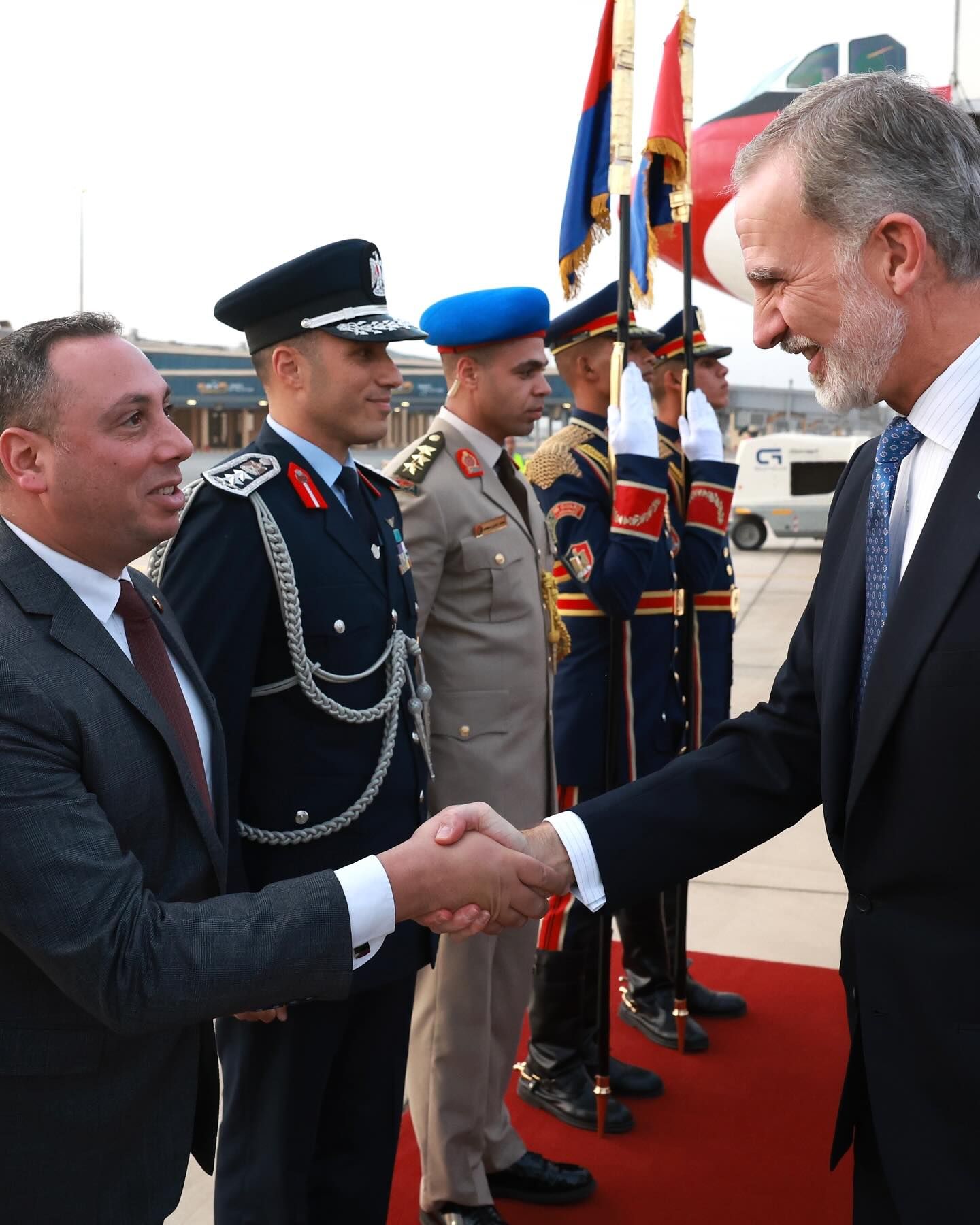 مراسم استقبال ملك اسبانيا في القاهرة مراسم استقبال ملك اسبانيا في القاهرة