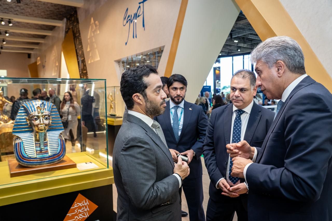 مشاركة شريف فتحي وزير السياحة والآثار بالجناح المصري المُشارك في البورصة مشاركة شريف فتحي وزير السياحة والآثار بالجناح المصري المُشارك في البورصة