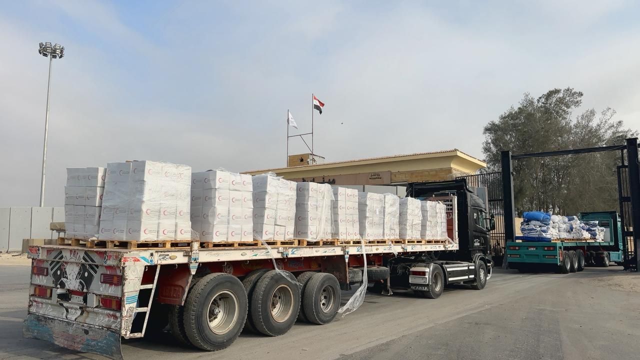 إطلاق قوافل زاد العزة إلى غزة إطلاق قوافل زاد العزة إلى غزة