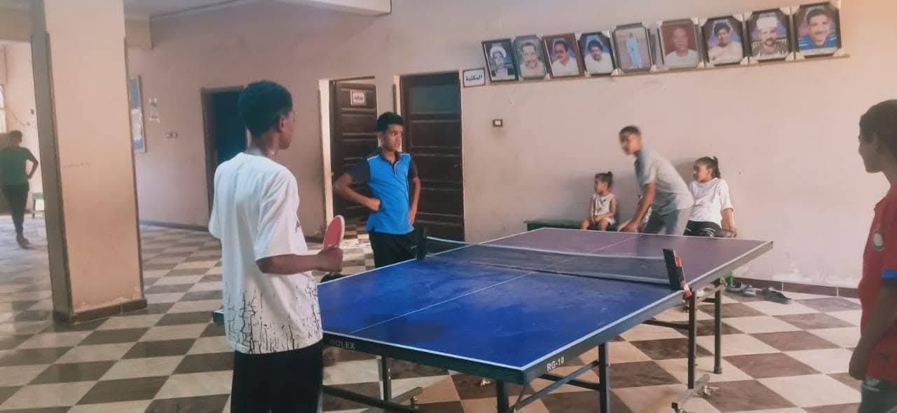 تدعيم الأطفال الأيتام يومين أسبوعياً في مركز شباب الحسينات بالطود تدعيم الأطفال الأيتام يومين أسبوعياً في مركز شباب الحسينات بالطود