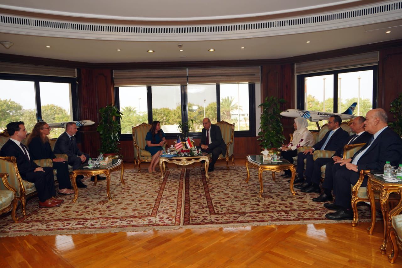 e303fa4a-f114-4a39-9c60-d82ba874faef e303fa4a-f114-4a39-9c60-d82ba874faef