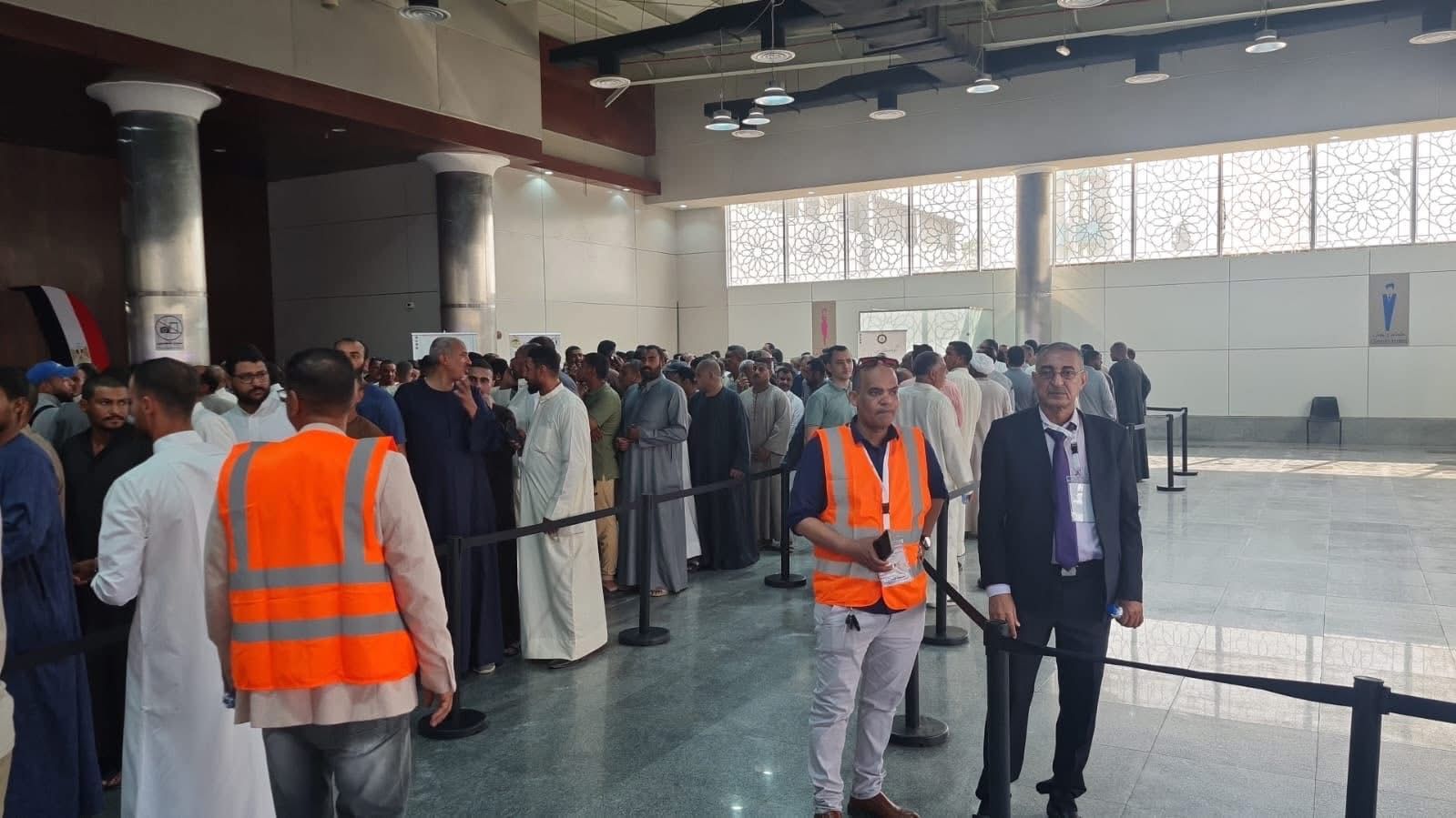 تصويت المصريين في الكويت تصويت المصريين في الكويت