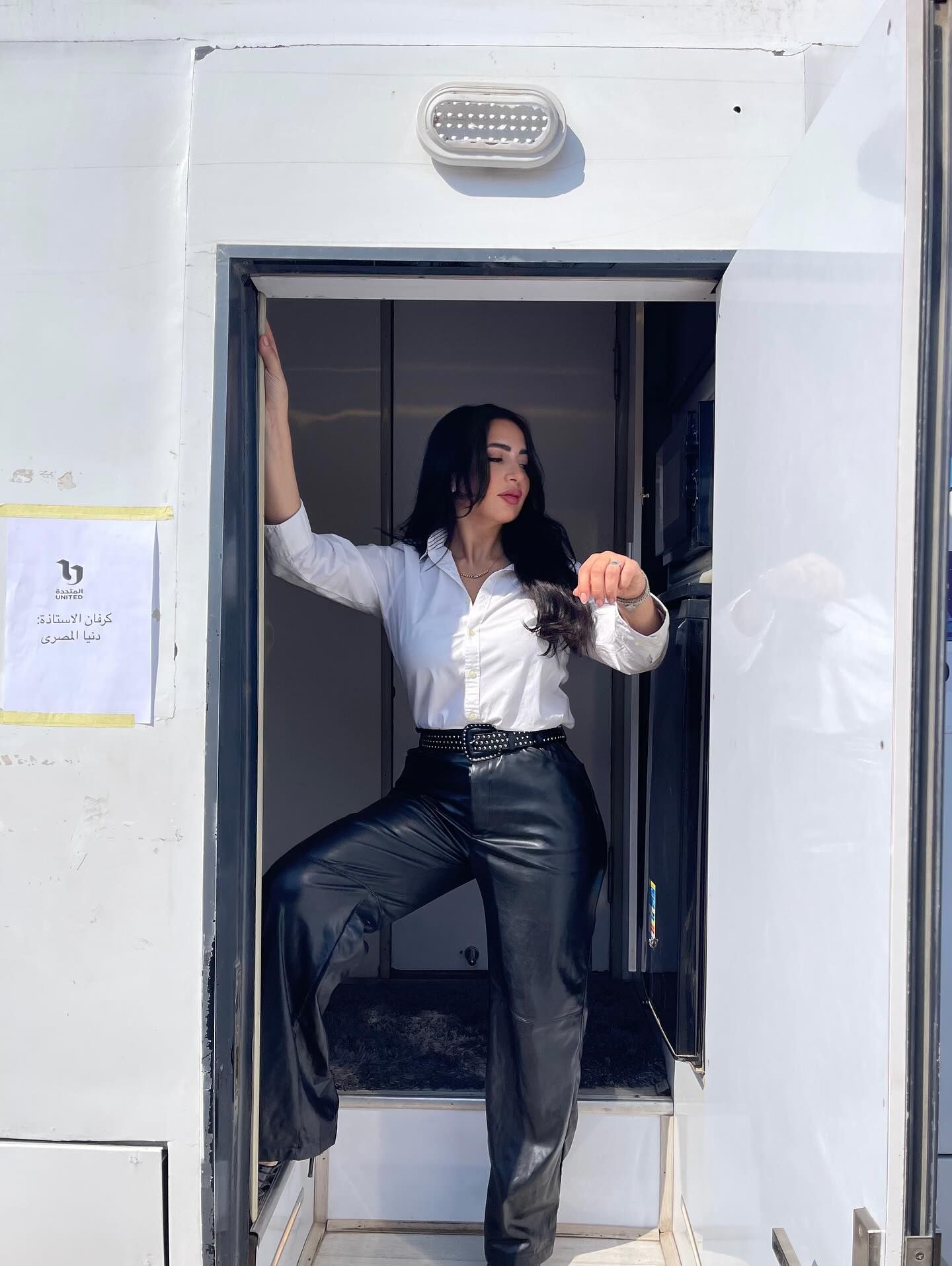 دنيا المصرى فى كواليس مسلسل لعبة وقلبت بجد دنيا المصرى فى كواليس مسلسل لعبة وقلبت بجد