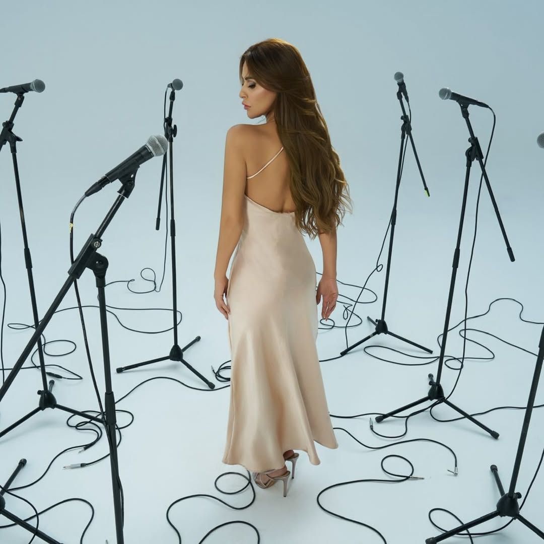 مي سليم تطلق أغنية تراكمات على طريقة الفيديو كليب (1) مي سليم تطلق أغنية تراكمات على طريقة الفيديو كليب (1)