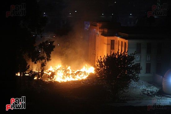 حريق فى مخلفات زراعية داخل حديقة المتحف الزراعى