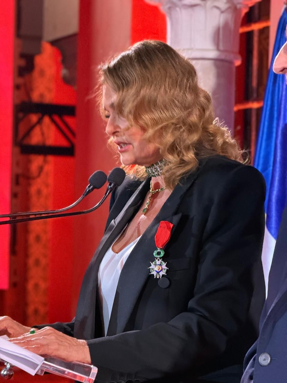 نقابة المهن التمثيلية يسرا نموذج للفن الراقي.. وتكريمها من فرنسا اعتراف عالمي بمكانة الفنان المصري (1) نقابة المهن التمثيلية يسرا نموذج للفن الراقي.. وتكريمها من فرنسا اعتراف عالمي بمكانة الفنان المصري (1)