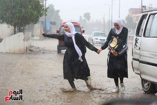 سقوط الأمطار بالجيزة