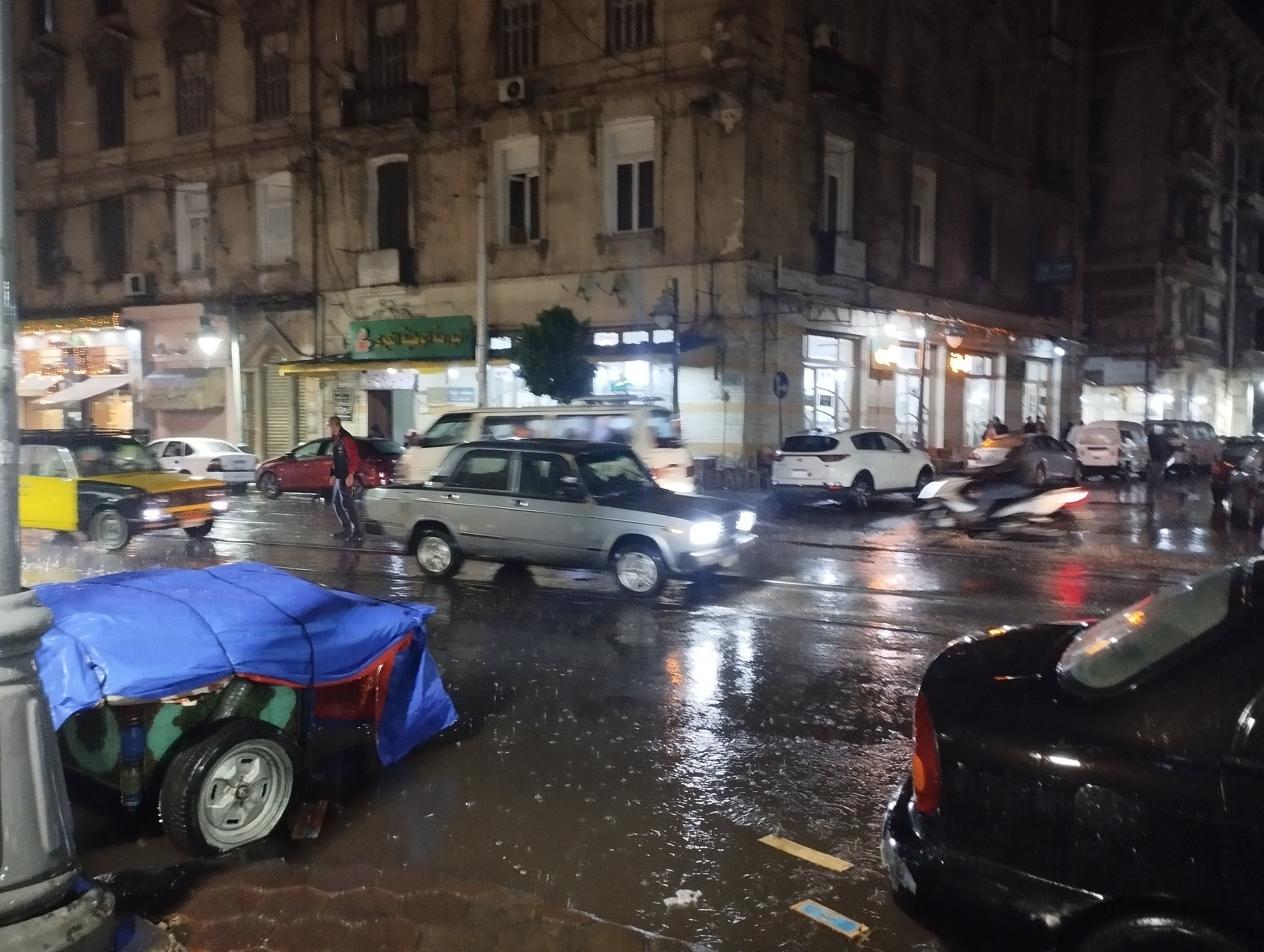 أمطار غزيرة علي الإسكندرية أمطار غزيرة علي الإسكندرية