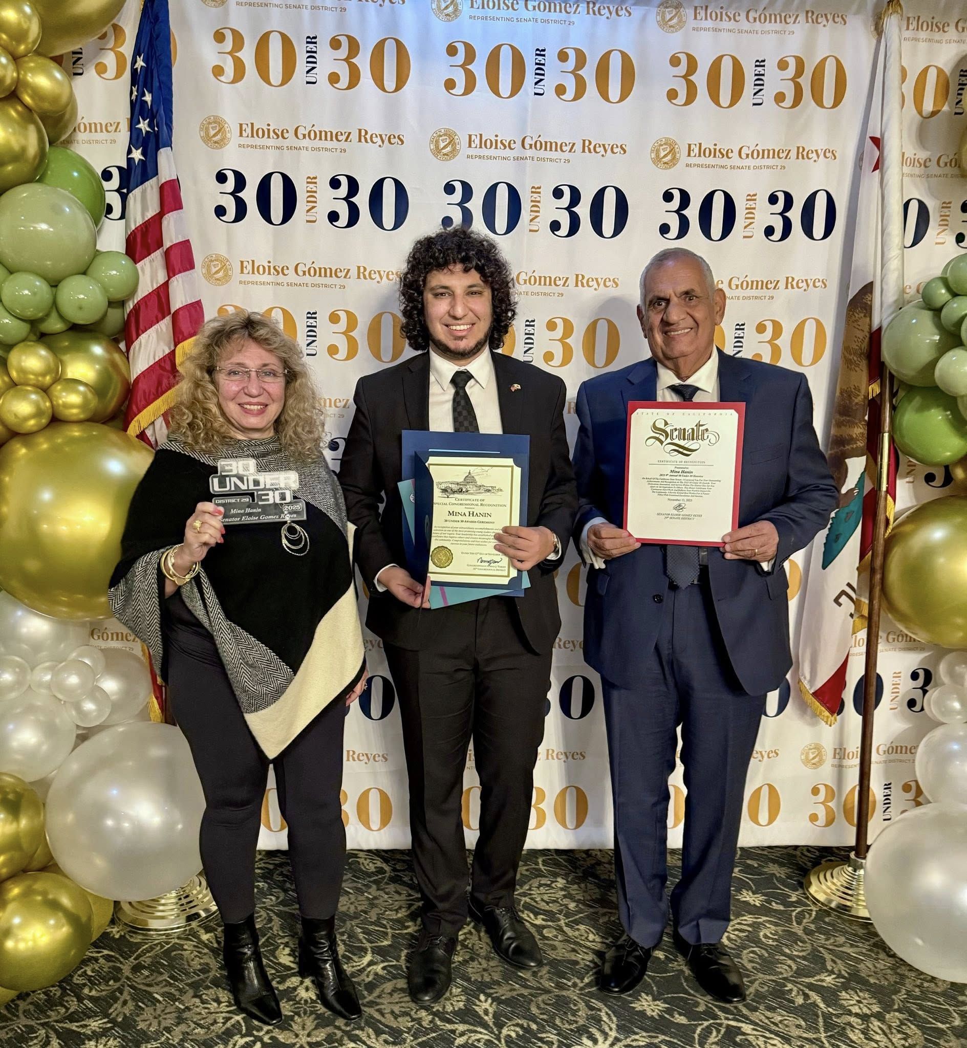 . اختيار مينا مرقص ضمن أفضل 30 شابًا في كاليفورنيا (3) . اختيار مينا مرقص ضمن أفضل 30 شابًا في كاليفورنيا (3)