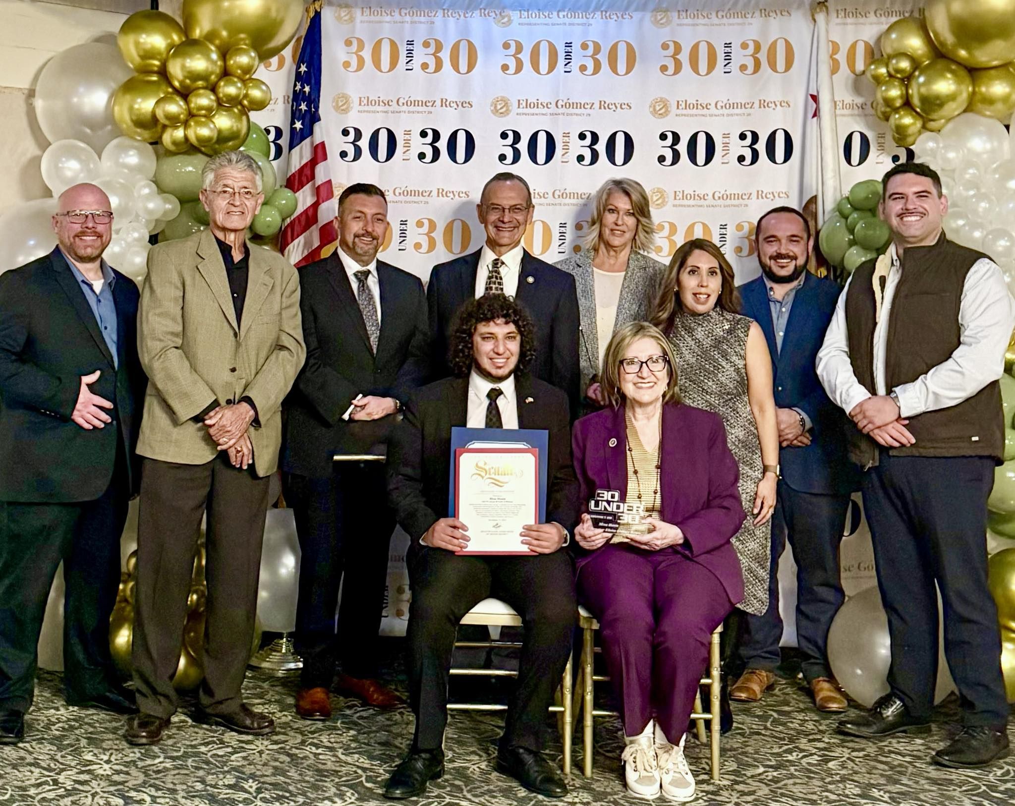 . اختيار مينا مرقص ضمن أفضل 30 شابًا في كاليفورنيا (1) . اختيار مينا مرقص ضمن أفضل 30 شابًا في كاليفورنيا (1)