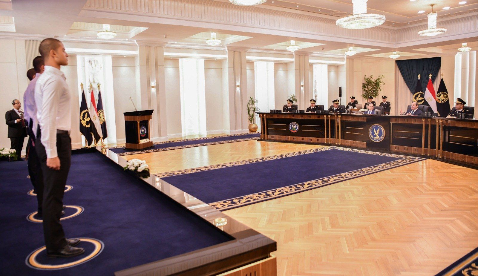 الرئيس السيسى يزور أكاديمية الشرطة ويتابع اختبارات كشف الهيئة للطلبة (2)