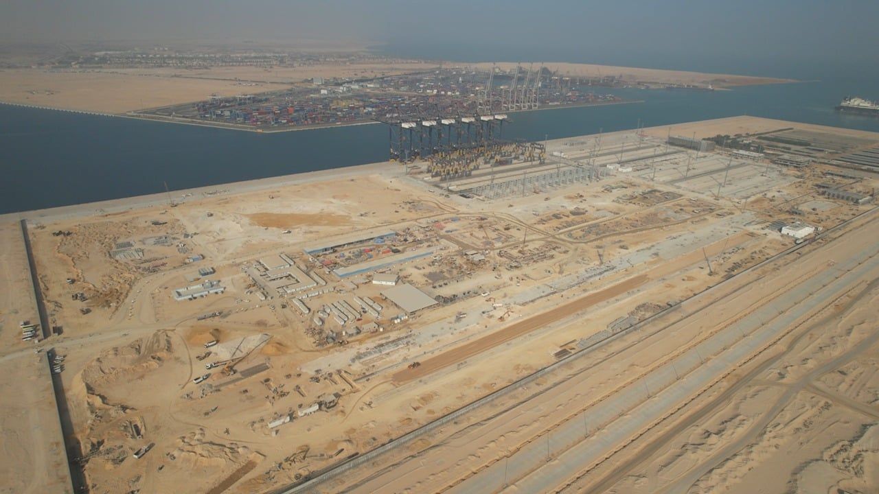 تطوير ميناء السخنة (4)