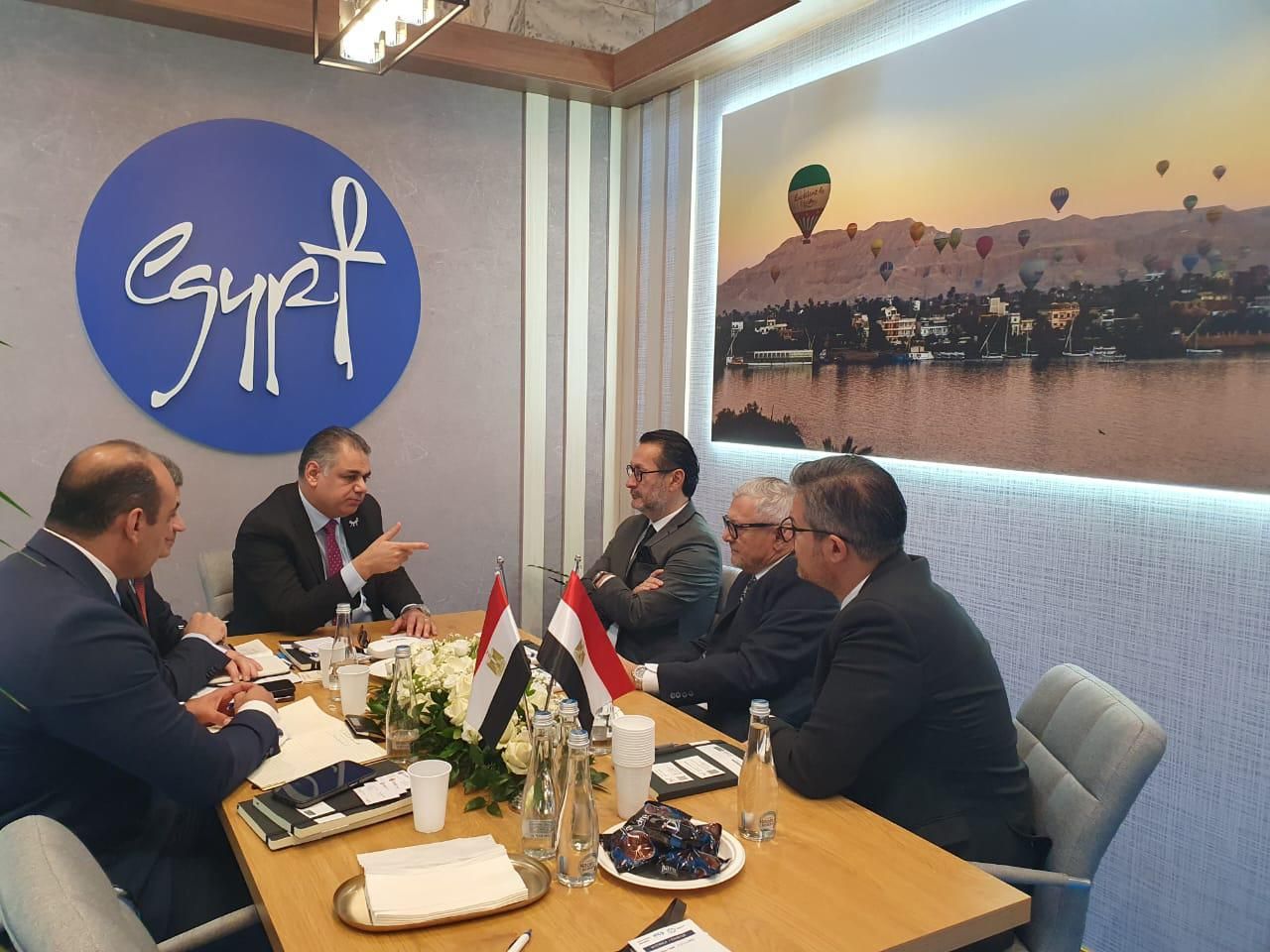 لقاءات رئيس هيئة تنشيط السياحة مع شركات سياحة بولندية