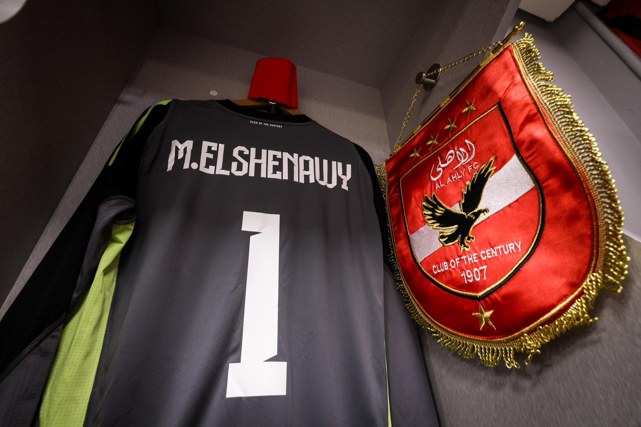 غرفة ملابس الاهلي غرفة ملابس الاهلي