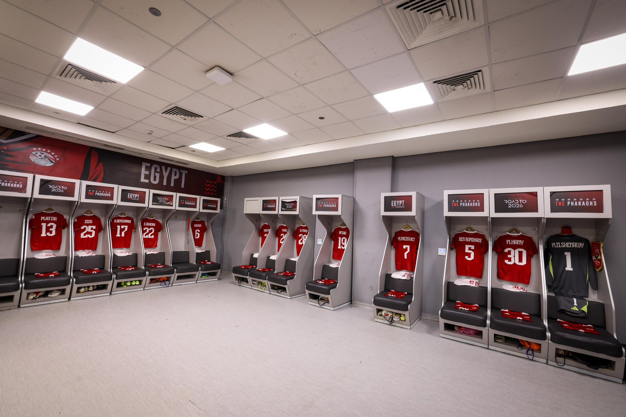 غرفة ملابس غرفة ملابس