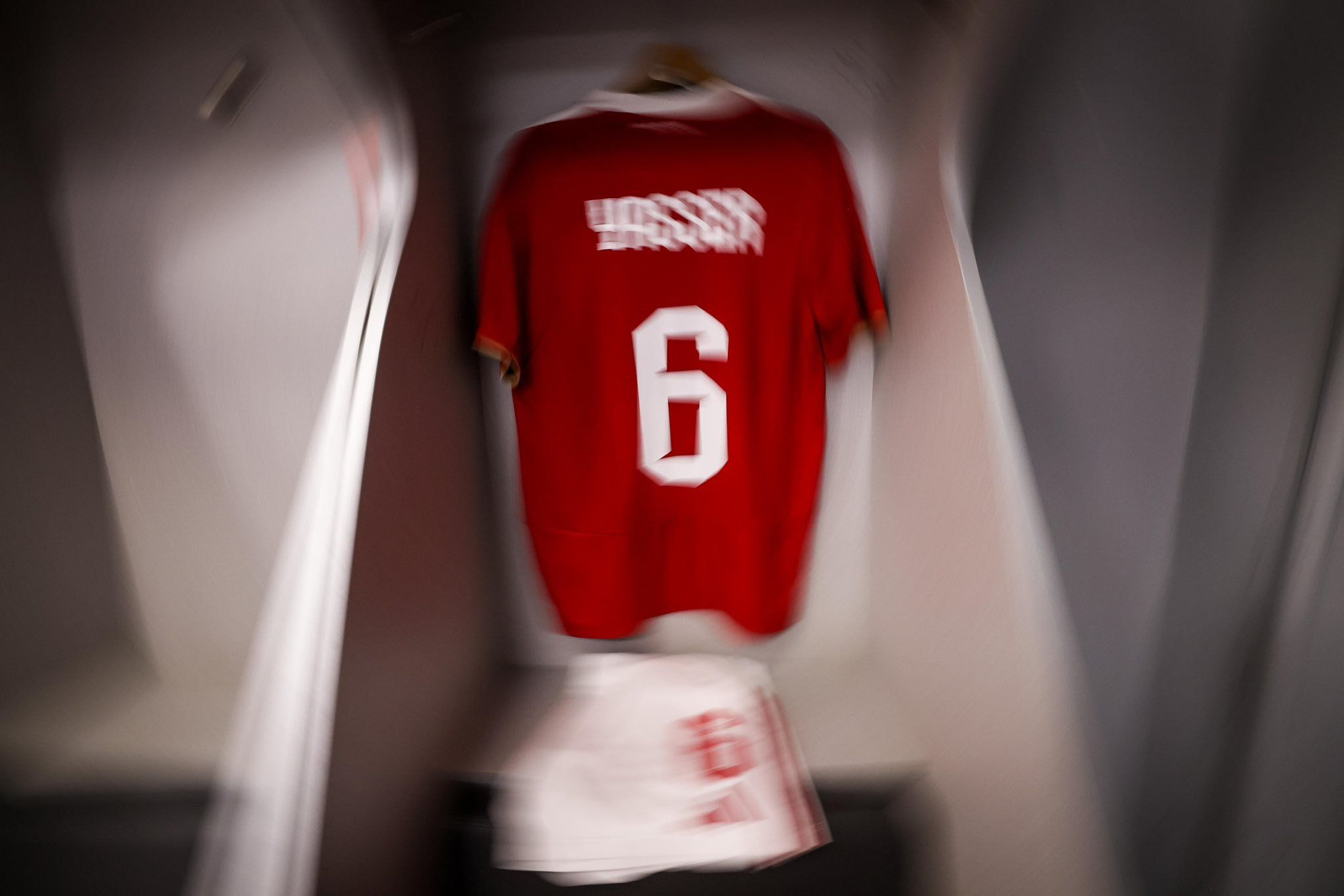 غرفة ملابس الاهليي غرفة ملابس الاهليي