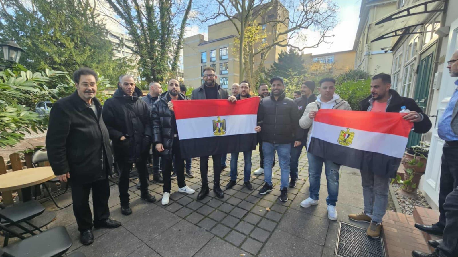 eb9100ea-a49c-4cdd-b5a8-589e410b5bc9