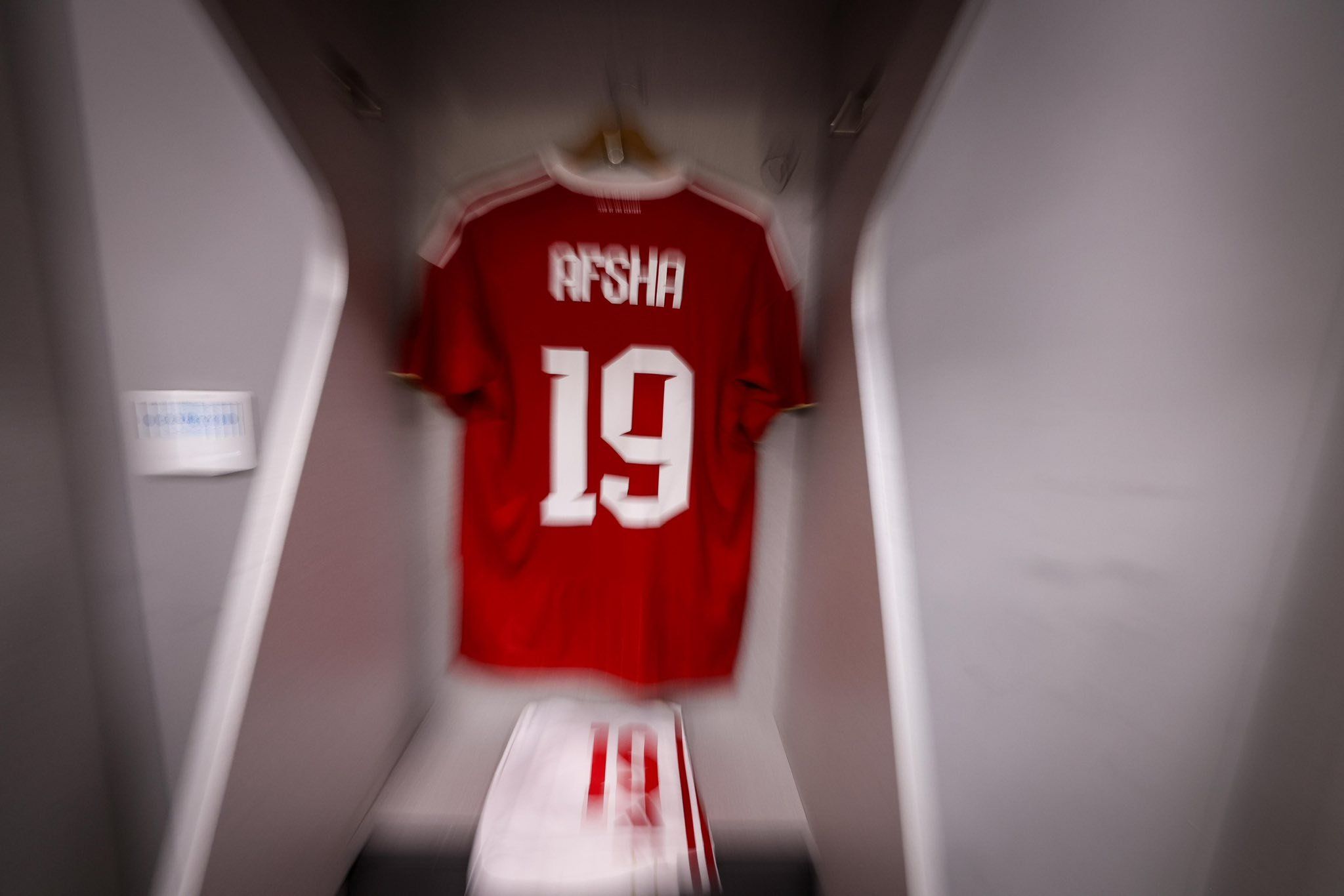 غرفة ملابس الاهلي قبل لقاء الشبيبة غرفة ملابس الاهلي قبل لقاء الشبيبة