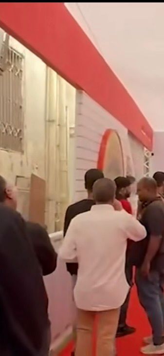 33c06eed-8426-442f-9161-e2c0b72b1d6a 33c06eed-8426-442f-9161-e2c0b72b1d6a