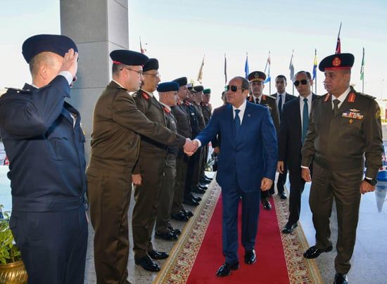 الرئيس السيسى يزور الأكاديمية العسكرية (1) الرئيس السيسى يزور الأكاديمية العسكرية (1)