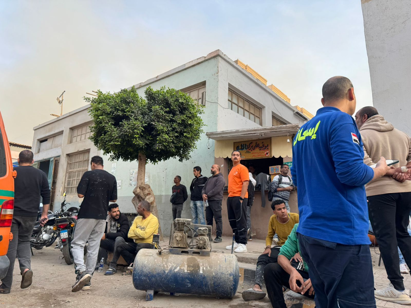 انهيار جماعي لطاقم مسلسل رمضاني بعد حريق في استوديو مصر (4)