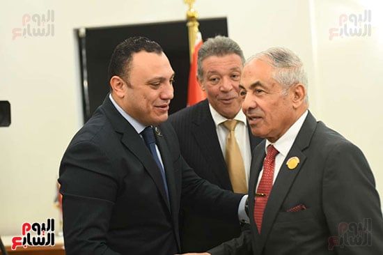 أحمد العوضي وحازم عمر وهيثم الشيخ