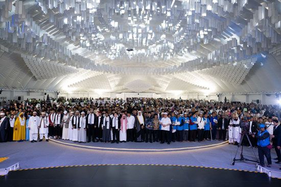 أولَ مسابقة قرآنية دولية للمكفوفين (4) أولَ مسابقة قرآنية دولية للمكفوفين (4)