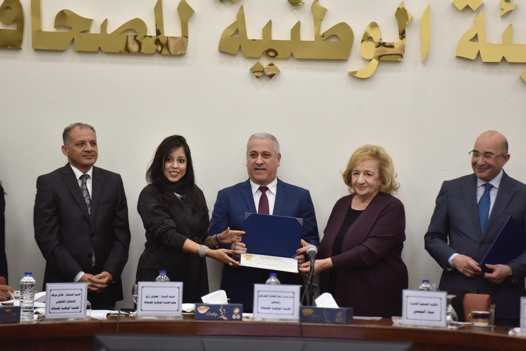 4c4b2553-864e-4595-b225-55cbef14531a 4c4b2553-864e-4595-b225-55cbef14531a