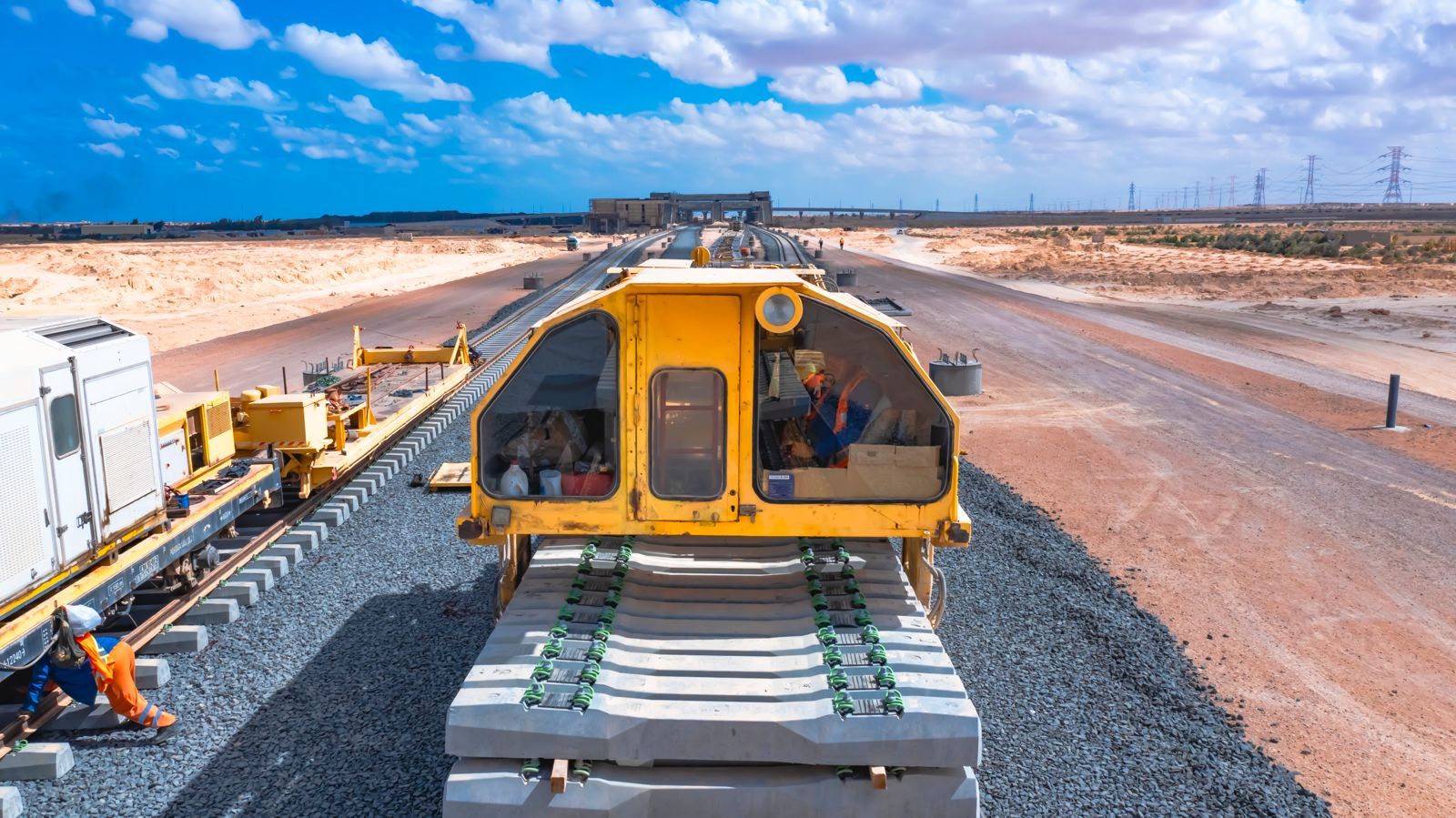 تثبت القضبان باستخدام نظام التثبيت الحديث (Fastening System)