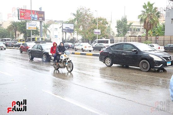 سقوط أمطار سقوط أمطار