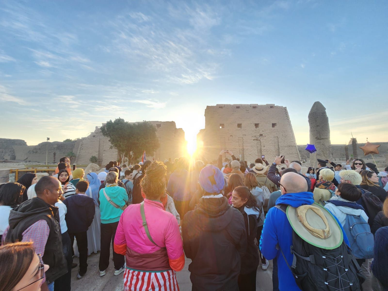 تعامد الشمس على مقصورة قدس الأقداس (1)