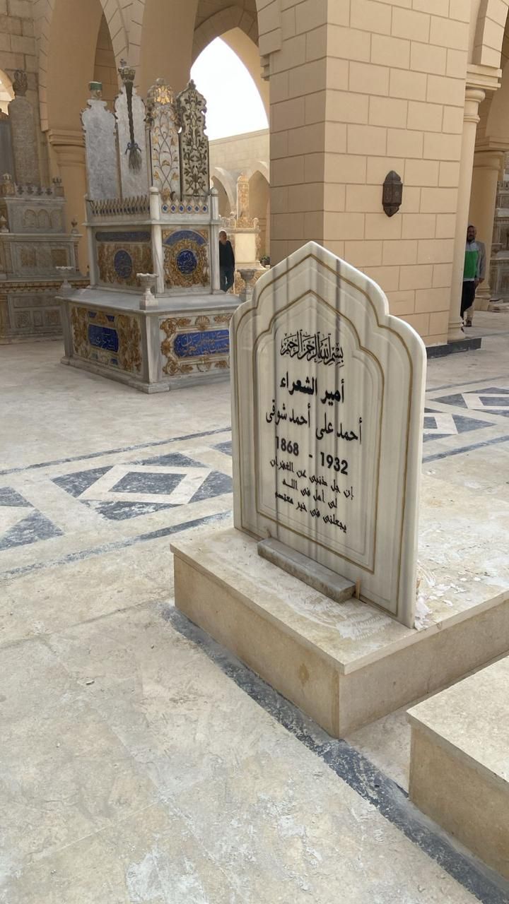 المقبرة الجديدة لأمير الشعراء بمشروع الخالدين (7)