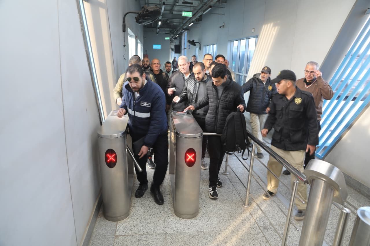 إقبال جماهيري إقبال جماهيري