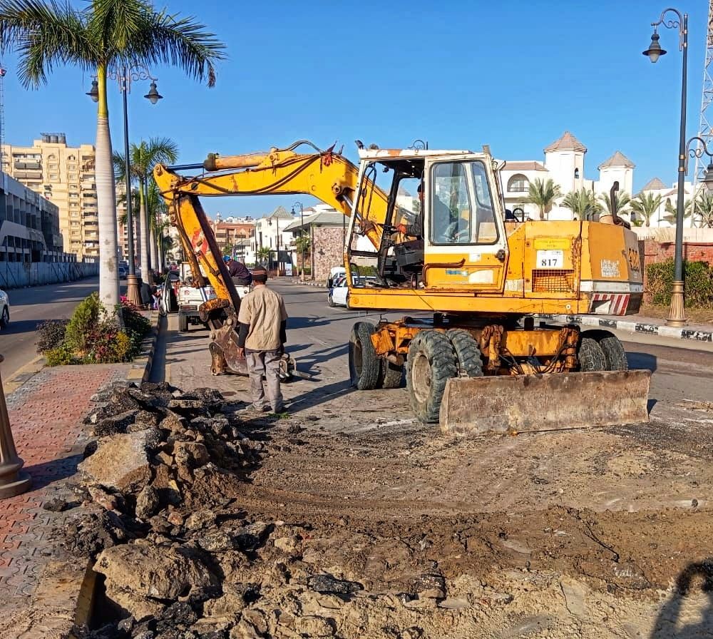 جانب من توصيل المرافق جانب من توصيل المرافق