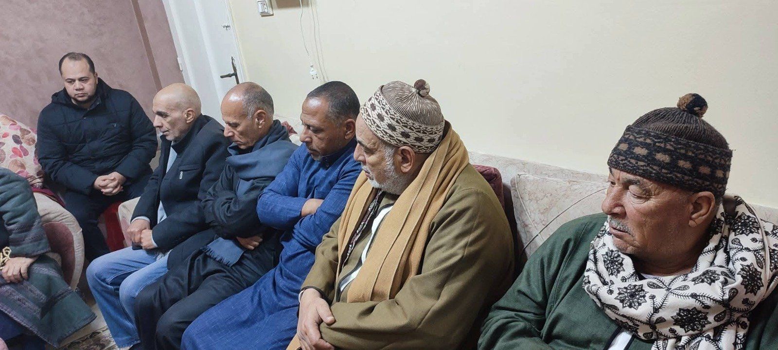 جلسة الصلح بين أسرة محمد مجدي (2) جلسة الصلح بين أسرة محمد مجدي (2)