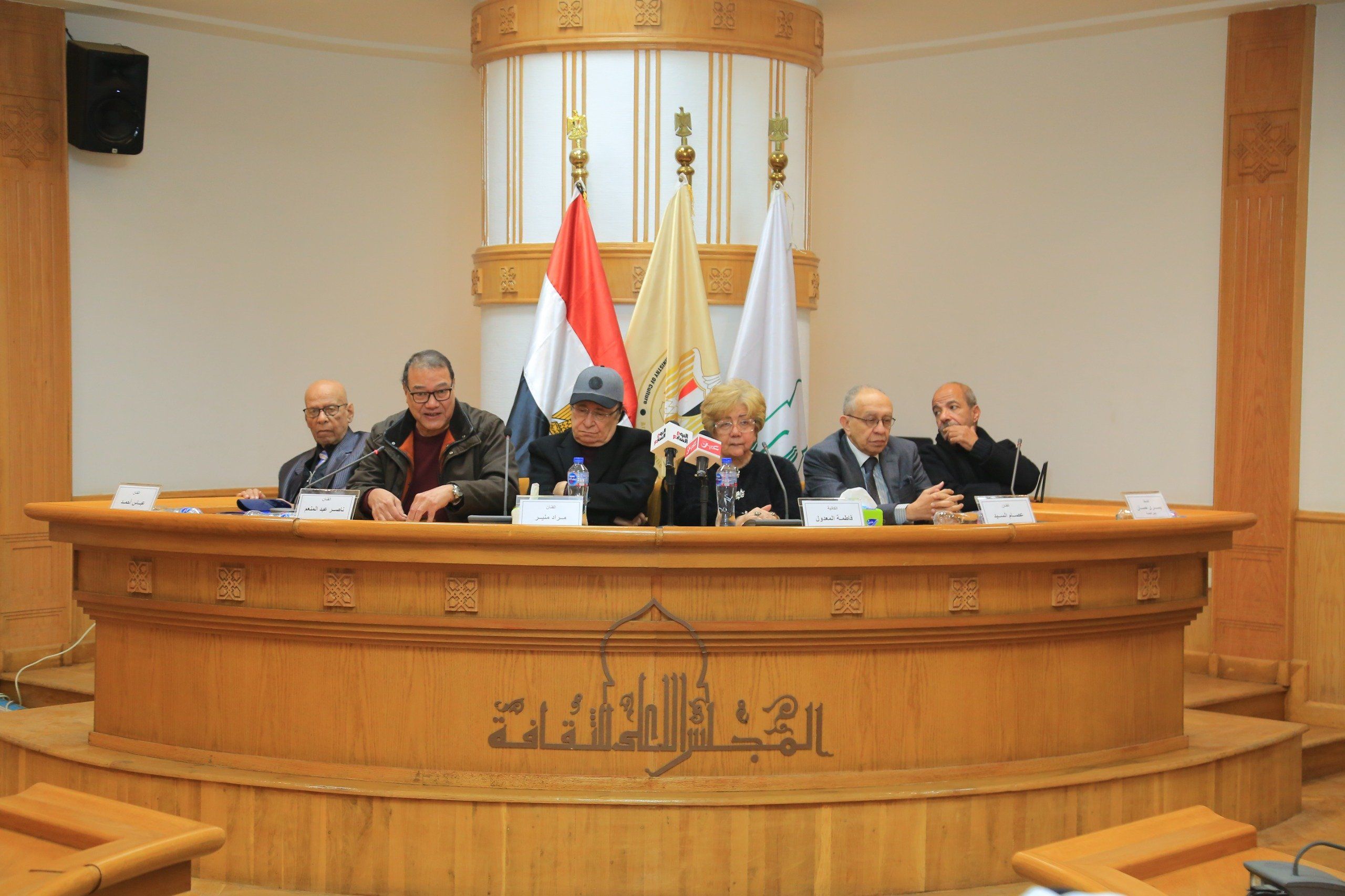 مهرجان المسرح العربي يجمع 5 قامات مسرحية في المؤتمر الصحفي الثاني بالمجلس الأعلي للثقافة (8) مهرجان المسرح العربي يجمع 5 قامات مسرحية في المؤتمر الصحفي الثاني بالمجلس الأعلي للثقافة (8)