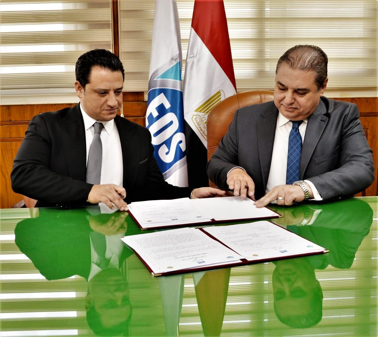 d87ac8b2-c6d6-4f88-b9d7-63609313c5df d87ac8b2-c6d6-4f88-b9d7-63609313c5df