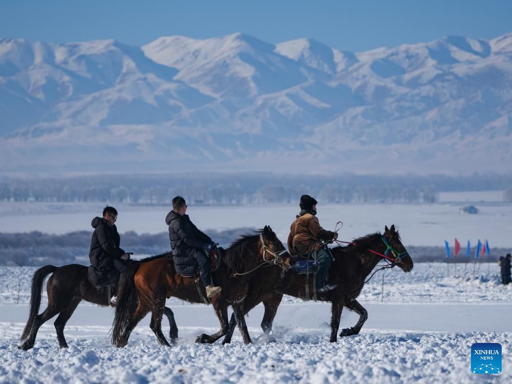 رحلات السفارى فى جبال الثلج.. تطور خدمات السياحة الصينية (5) رحلات السفارى فى جبال الثلج.. تطور خدمات السياحة الصينية (5)